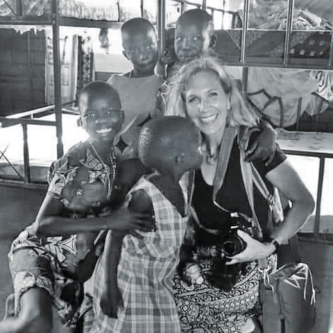 Julie Phippen begins nonprofit that benefits African women